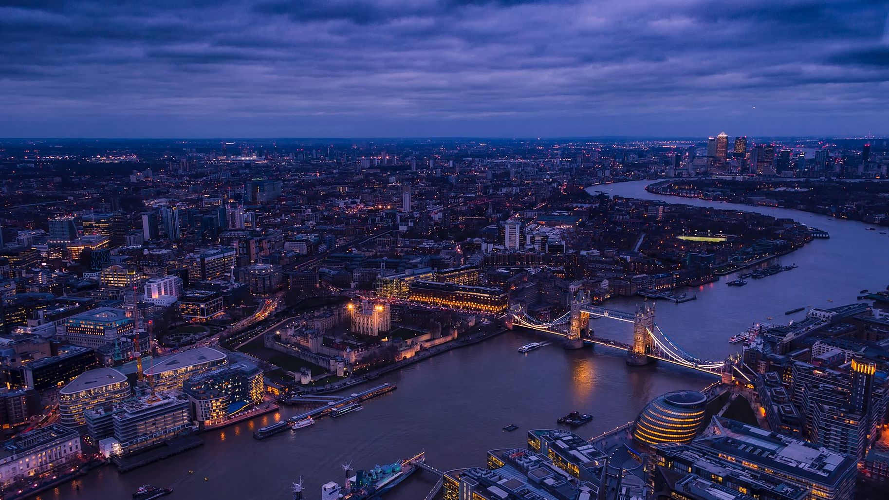 vue aérienne de Londres la nuit