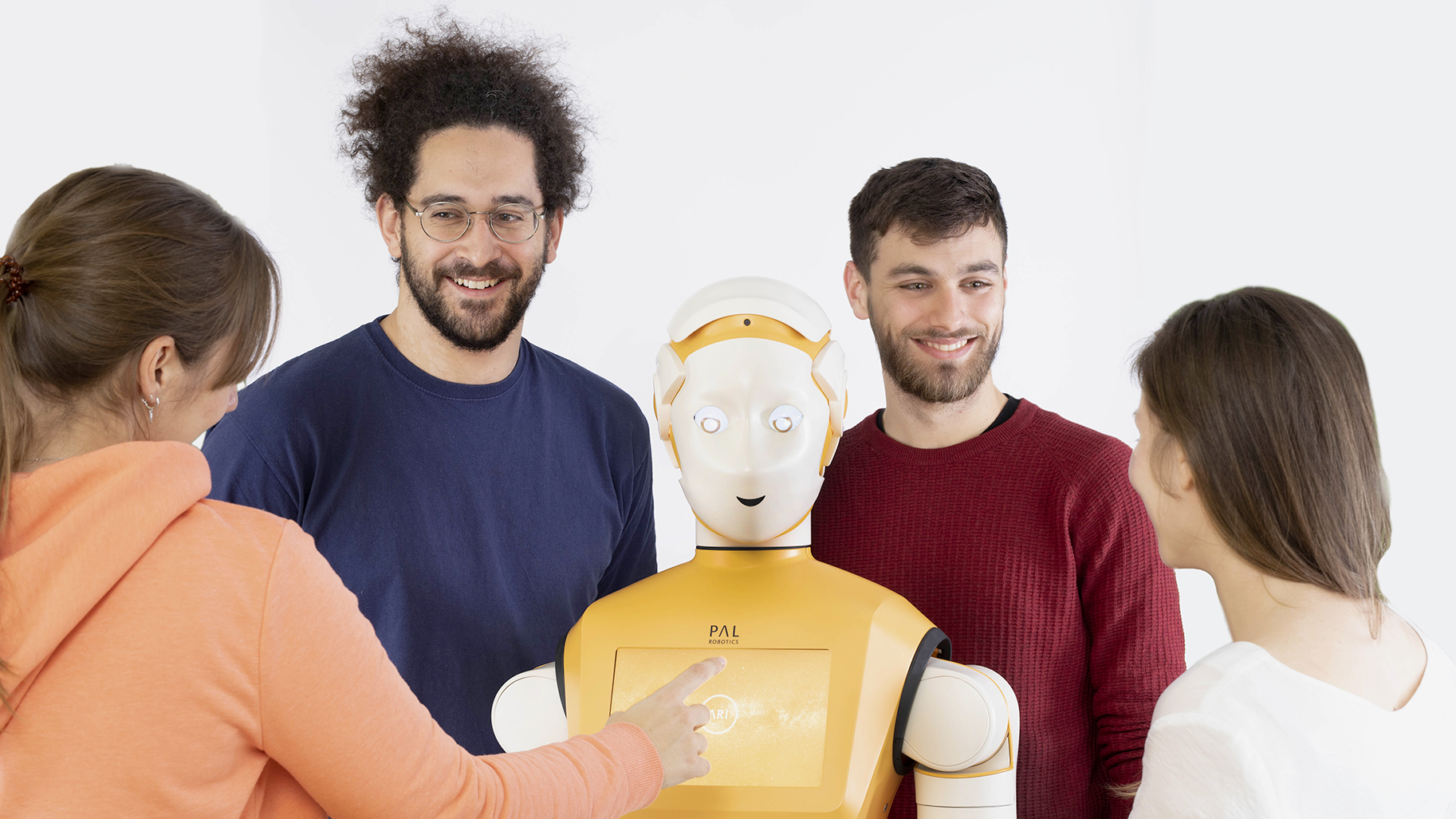 Interactions avec le robot humanoïde ARI