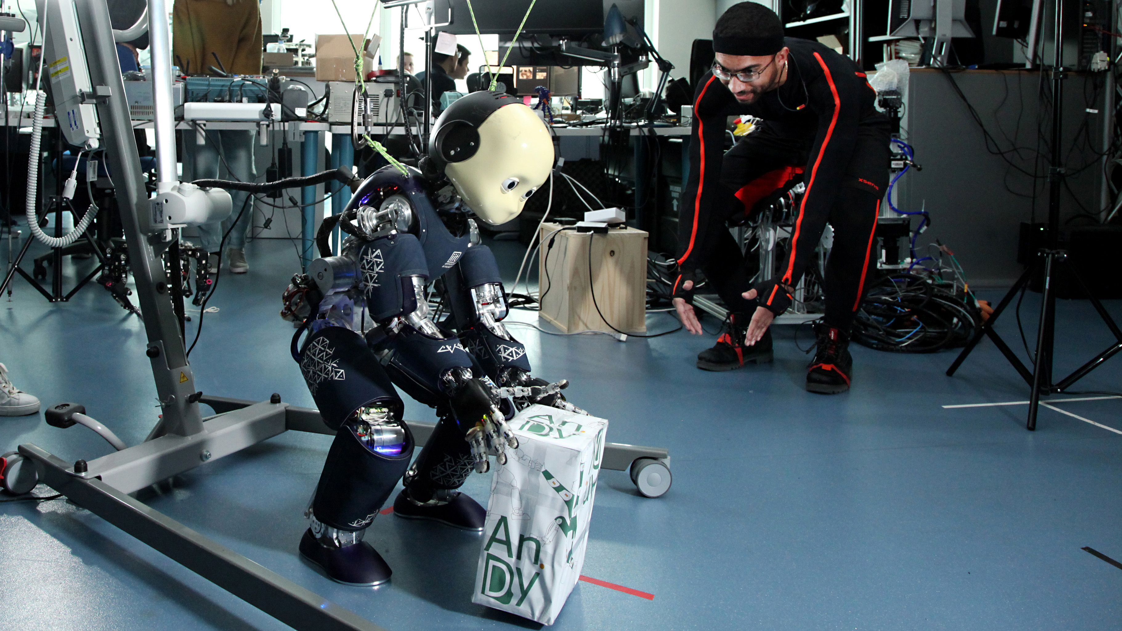iCub, robot humanoïde utilisé dans le cadre du projet AnDy. 
