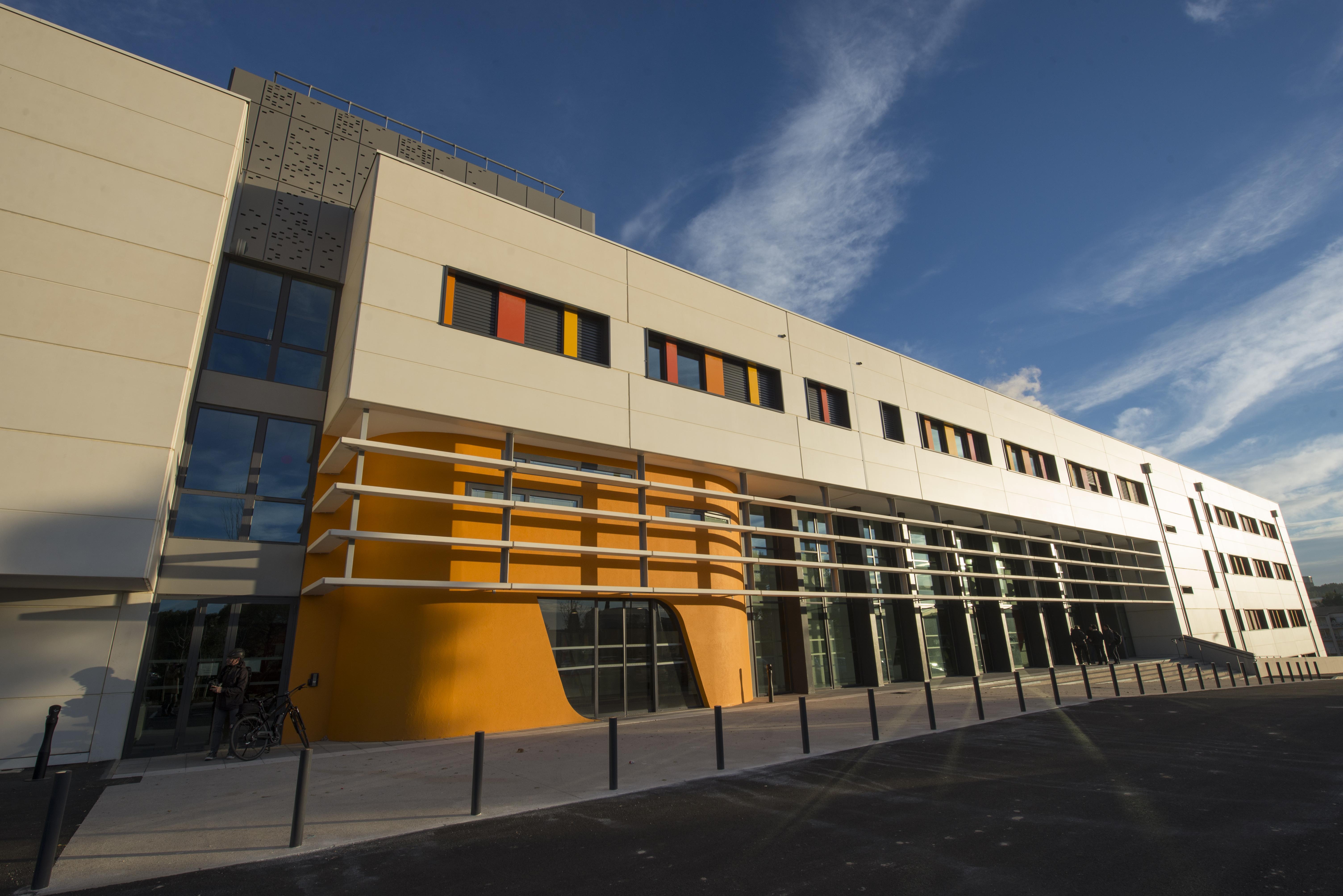 Inria - Bâtiment 5 - Université de Montpellier